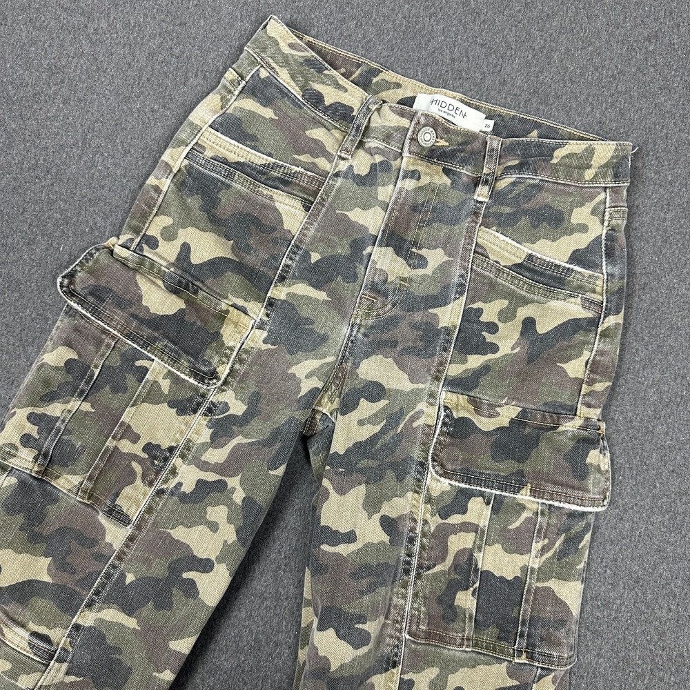 HIDDEN Los Angeles Camo Cargo Pants Womens 26 High Rise Straight Green Military